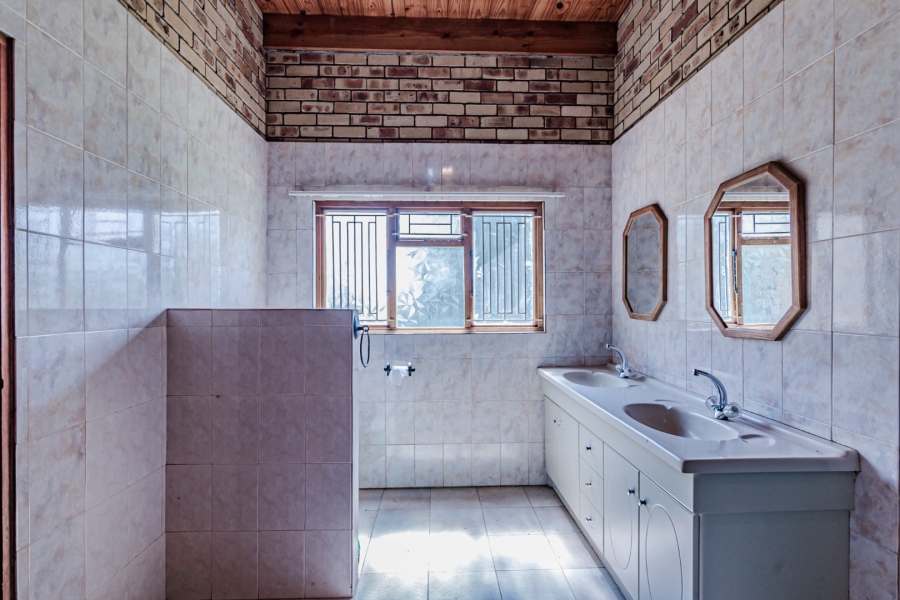 Commercial Property for Sale in Waagfontein North West